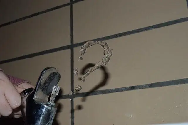 79. Point d'interrogation en eau!
