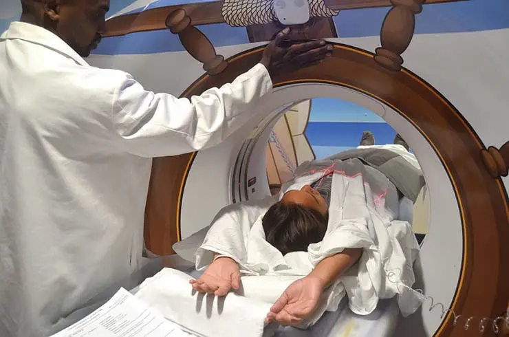 21' trends | pour rassurer les enfants malades, cet hôpital a apporté quelques modifications à son scanner! | enfants malades,hôpital |