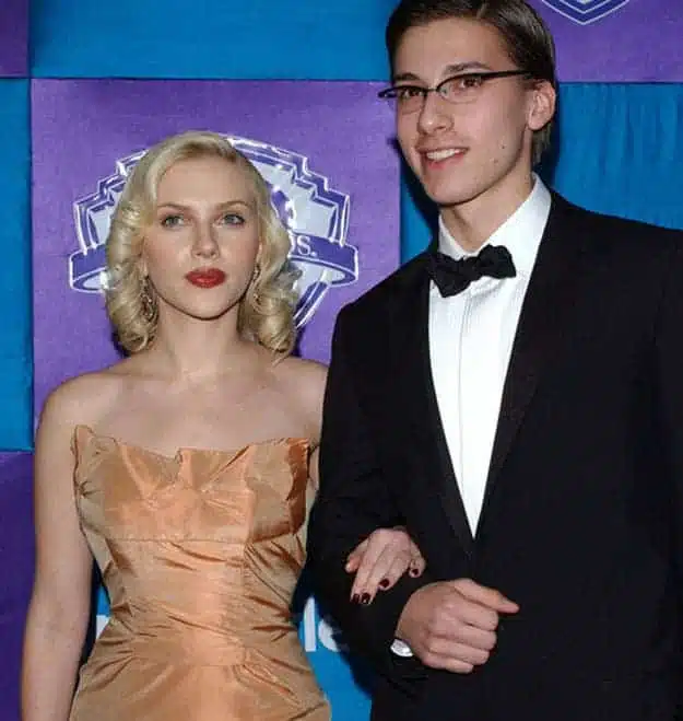 Scarlett johansson et son frère hunter