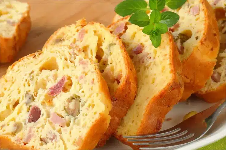 21 trends - le cake aux olives et aux lardons