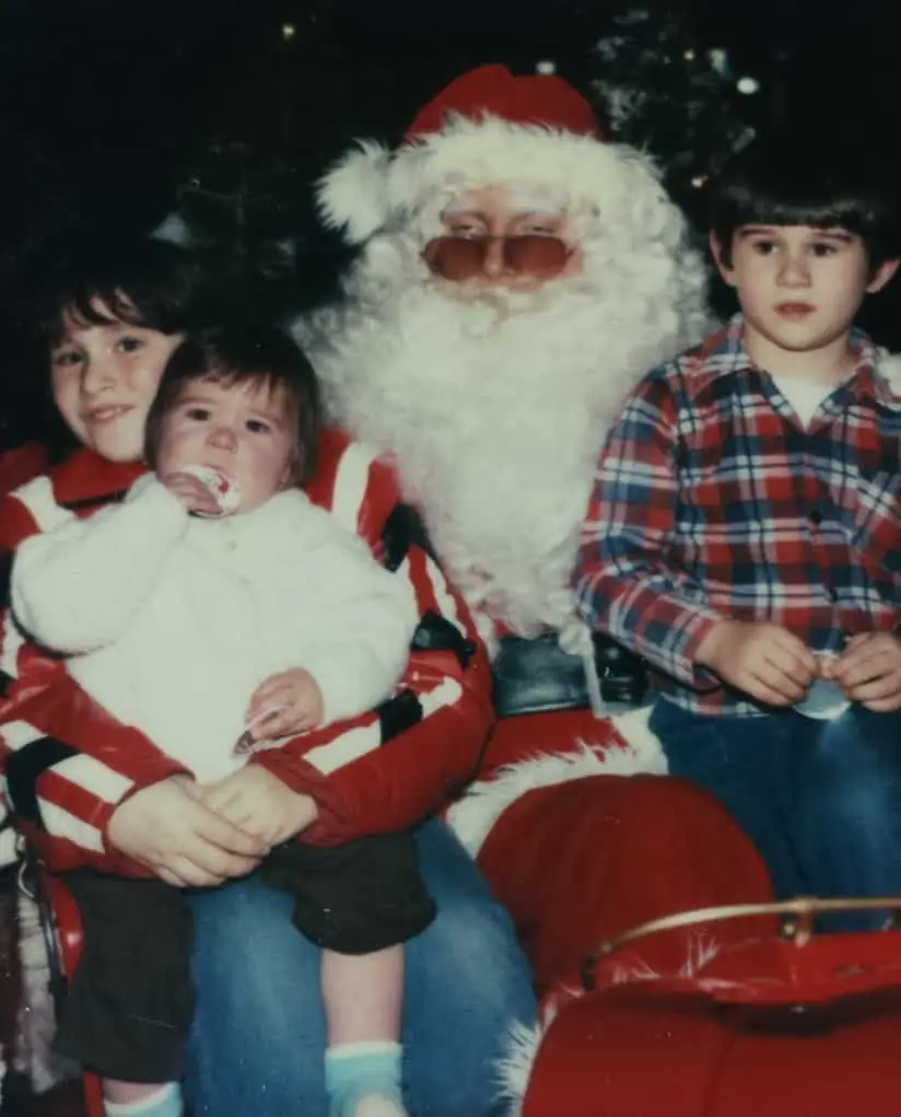 Top 10 - les pires photos du père noël avec des enfants - pere noel - horrible - images - enfant - terrifiante