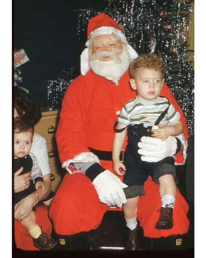 Top 10 - les pires photos du père noël avec des enfants - pere noel - horrible - images - enfant - terrifiante